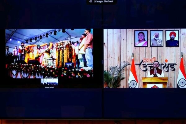 मुख्यमंत्री धामी ने श्रीनगर में आयोजित बैकुण्ठ चतुर्दशी मेले का किया शुभारंभ