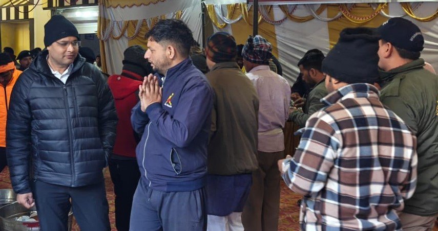 डीएम गौरव कुमार ने बदरीनाथ धाम यात्रा व्यवस्थाओं का लिया जायजा, श्रद्धालुओं से लिया फीडबैक, सुरक्षित और सुगम यात्रा का दिया भरोसा